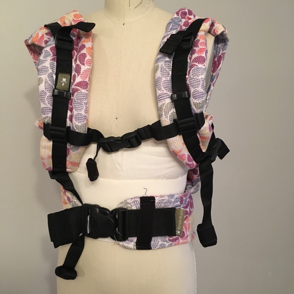 Lenny Lamb baby carrier